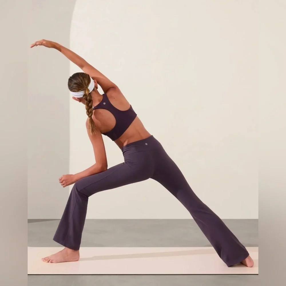 NWT Athleta Girl High Rise  Chit Chat Flare Pant Iris Size L/12